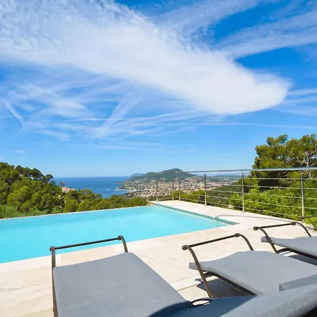 Rez-de-villa De 150 M2 Prive Dans Un Domaine Clos Prive De 3500 M2.