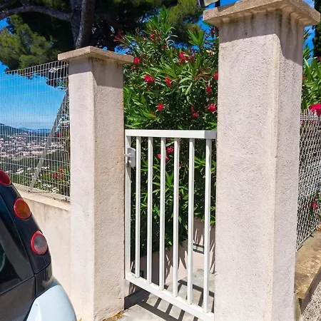 Appartement Rez-de-villa De 150 M2 Prive Dans Un Domaine Clos Prive De 3500 M2.